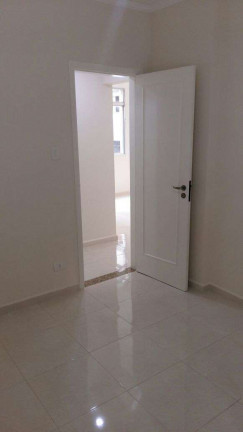 Imagem Apartamento com 2 Quartos à Venda, 54 m² em José Menino - Santos
