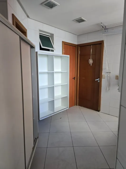 Imagem Apartamento com 3 Quartos à Venda, 200 m²em Umarizal - Belém Imagem Apartamento com 3 Quartos à Venda, 200 m²em Umarizal - Belém