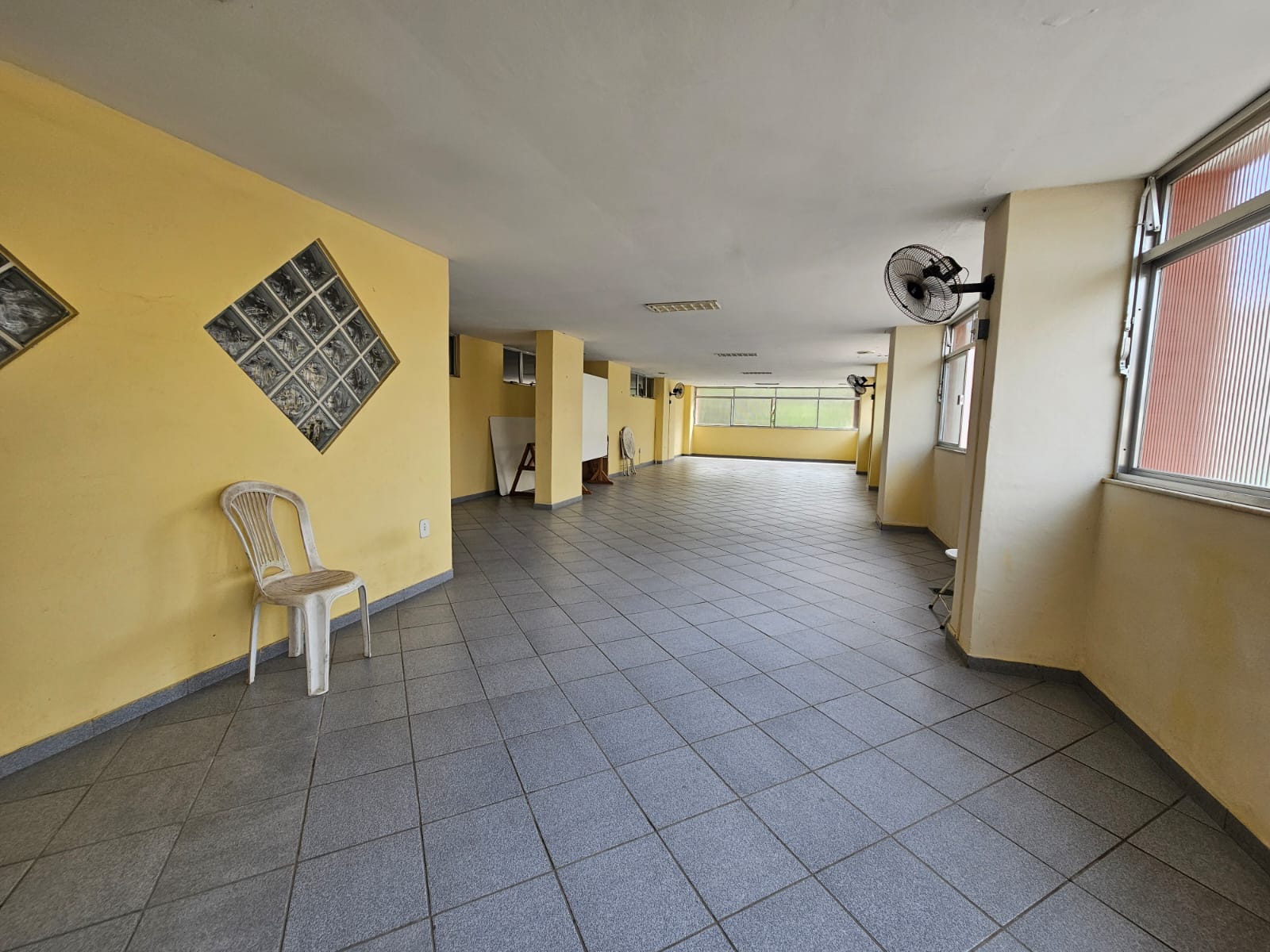 Imagem Apartamento com 2 Quartos à Venda, 75 m² em Santa Rosa - Niterói