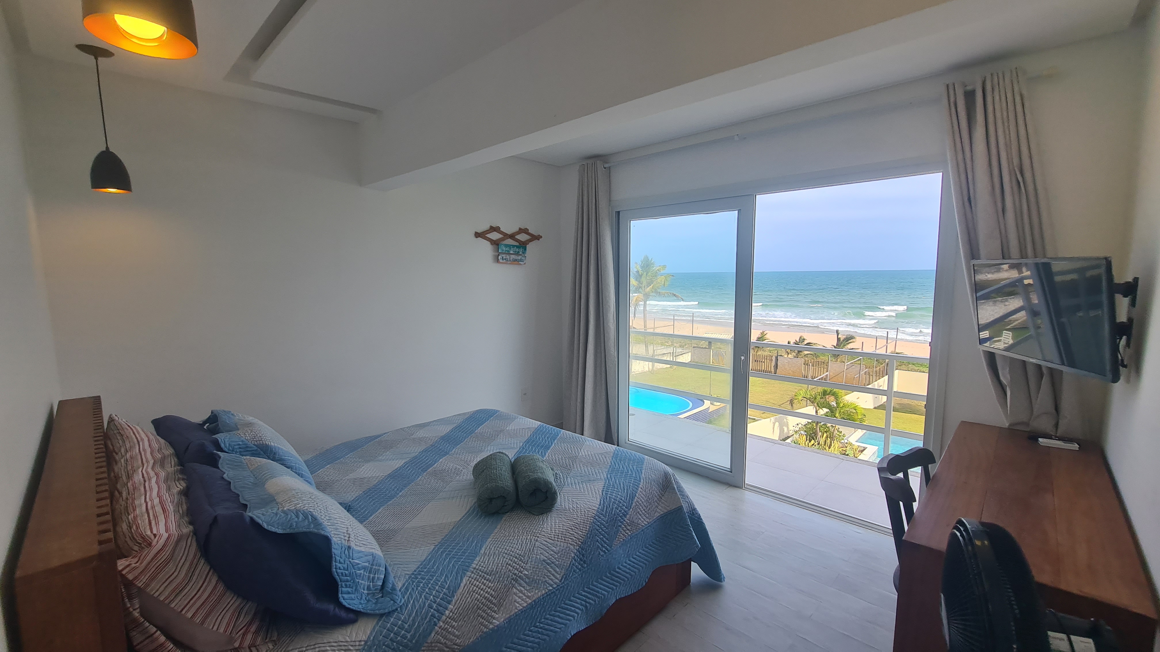 Imagem Casa de Condomínio com 4 Quartos à Venda, 1.120 m² em Barra do Jacuípe (Monte Gordo) - Camaçari