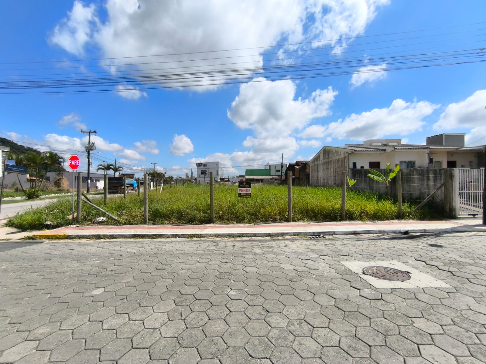 Imagem Terreno à Venda, 701 m²em Santa Regina - Itajaí