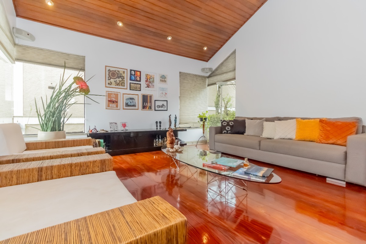Imagem Casa com 3 Quartos à Venda, 383 m²em City América - São Paulo