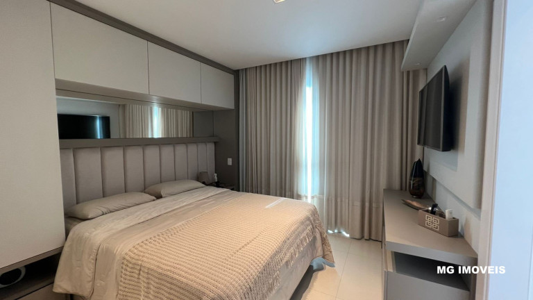 Imagem Apartamento com 3 Quartos à Venda, em Centro - Balneário Camboriú Imagem Apartamento com 3 Quartos à Venda, em Centro - Balneário Camboriú