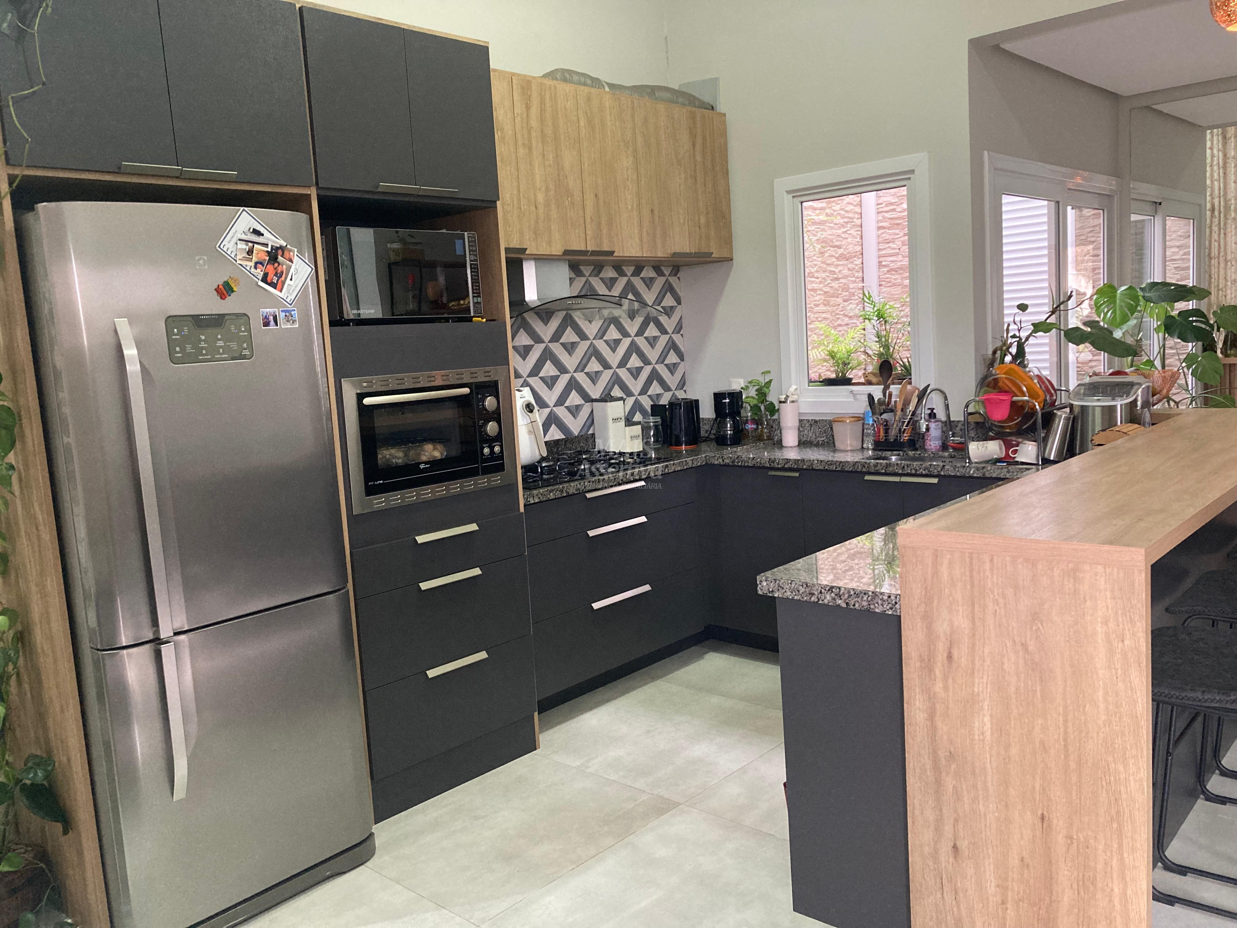 Imagem Casa com 2 Quartos à Venda, 114 m² em São Jorge - Novo Hamburgo Imagem Casa com 2 Quartos à Venda, 114 m² em São Jorge - Novo Hamburgo