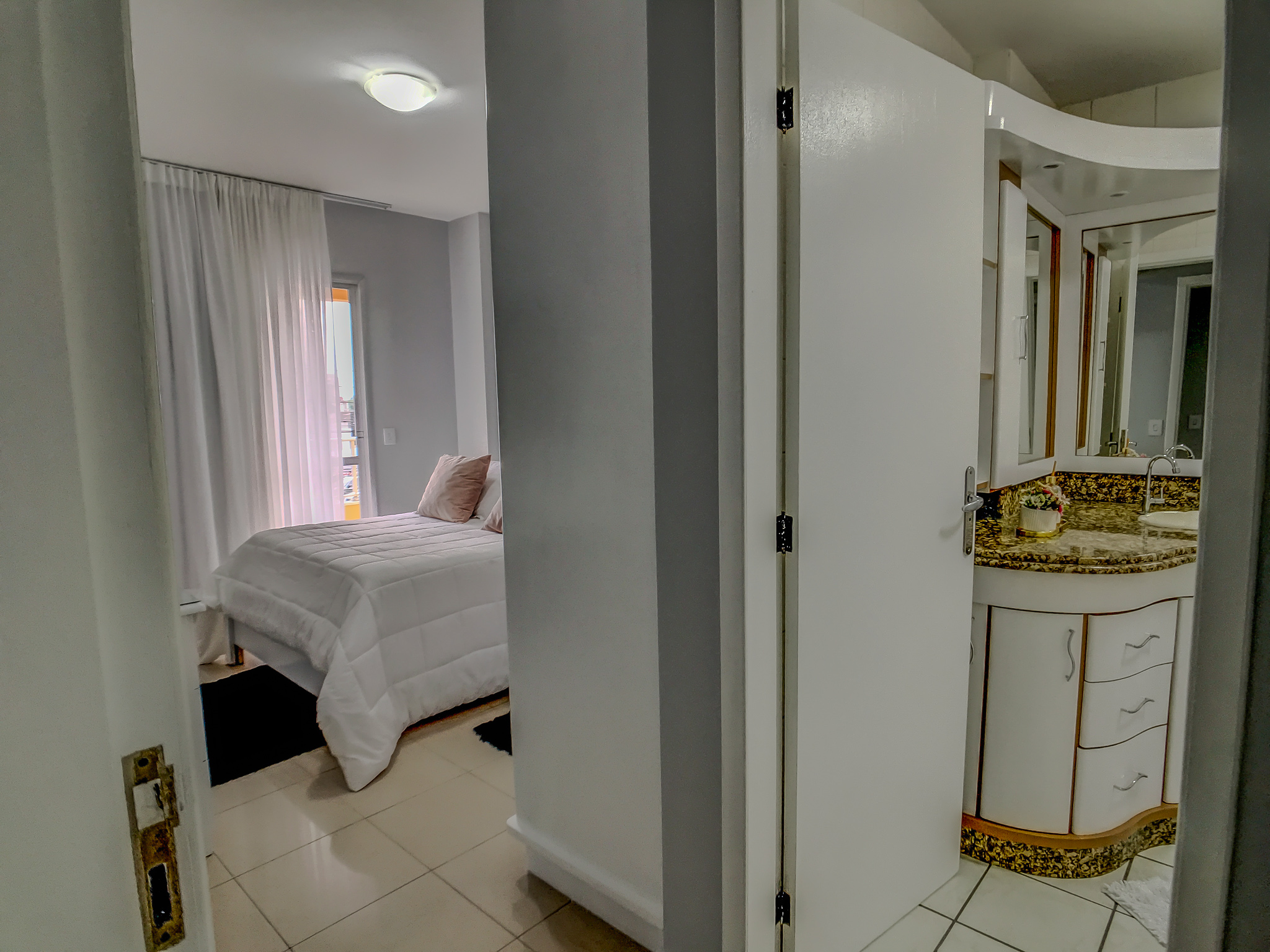 Imagem Apartamento com 3 Quartos à Venda, 91 m²em Centro - Criciúma