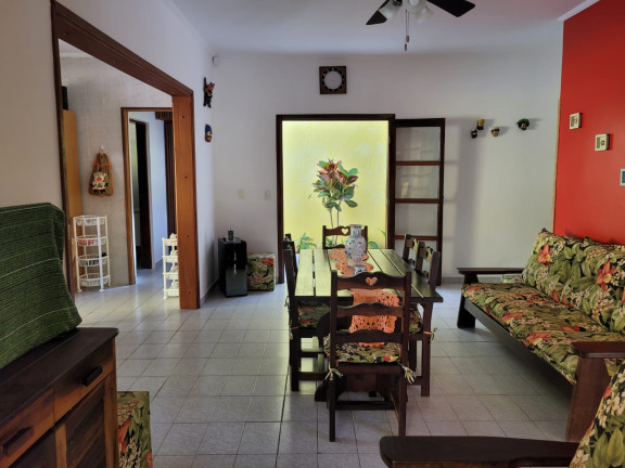 Imagem Casa com 7 Quartos à Venda, 298 m² em Jardim Suarão - Itanhaém