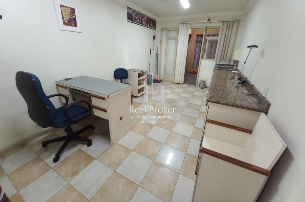 Imagem Casa com 3 Quartos à Venda, 280 m²em Orfãs - Ponta Grossa Imagem Casa com 3 Quartos à Venda, 280 m²em Orfãs - Ponta Grossa