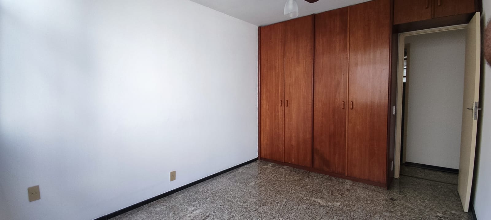 Imagem Apartamento com 2 Quartos à Venda, 77 m²em Icaraí - Niterói