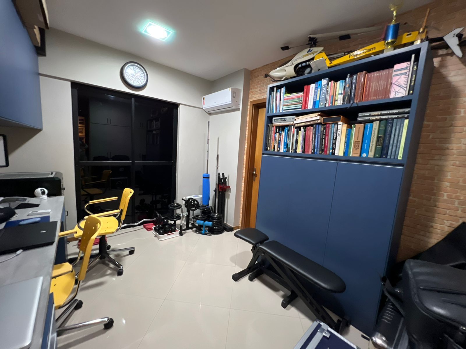 Imagem Apartamento com 1 Quarto à Venda, 185 m²em Umarizal - Belém Imagem Apartamento com 1 Quarto à Venda, 185 m²em Umarizal - Belém