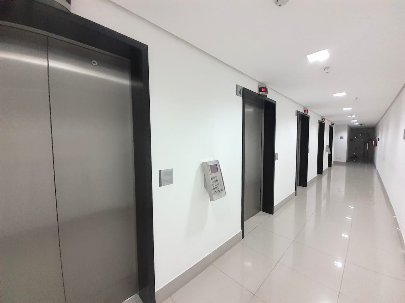 Imagem Sala Comercial à Venda ou Locação, 44 m²em Chácara Santo Antônio (Zona Sul) - São Paulo Imagem Sala Comercial à Venda ou Locação, 44 m²em Chácara Santo Antônio (Zona Sul) - São Paulo