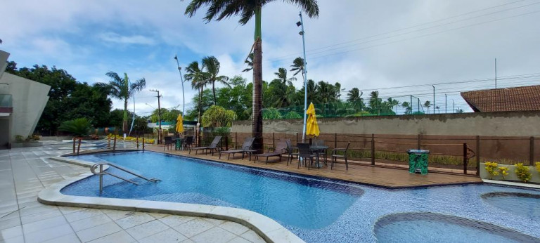 Imagem Flat com 2 Quartos à Venda, 75 m² em Porto de Galinha - Ipojuca