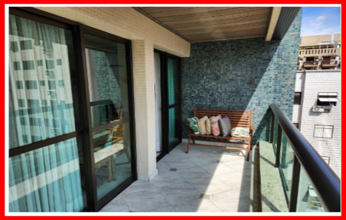 Imagem Apartamento com 3 Quartos à Venda, 110 m²em José Menino - Santos