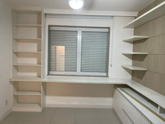 Imagem Apartamento com 3 Quartos à Venda, 110 m² em Icaraí - Niterói