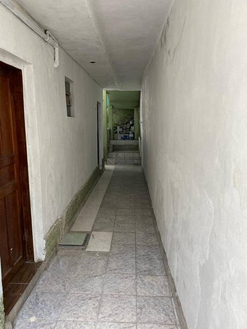 Imagem Casa com 2 Quartos para Alugar, 100 m²em Vila Makenzi - Jandira