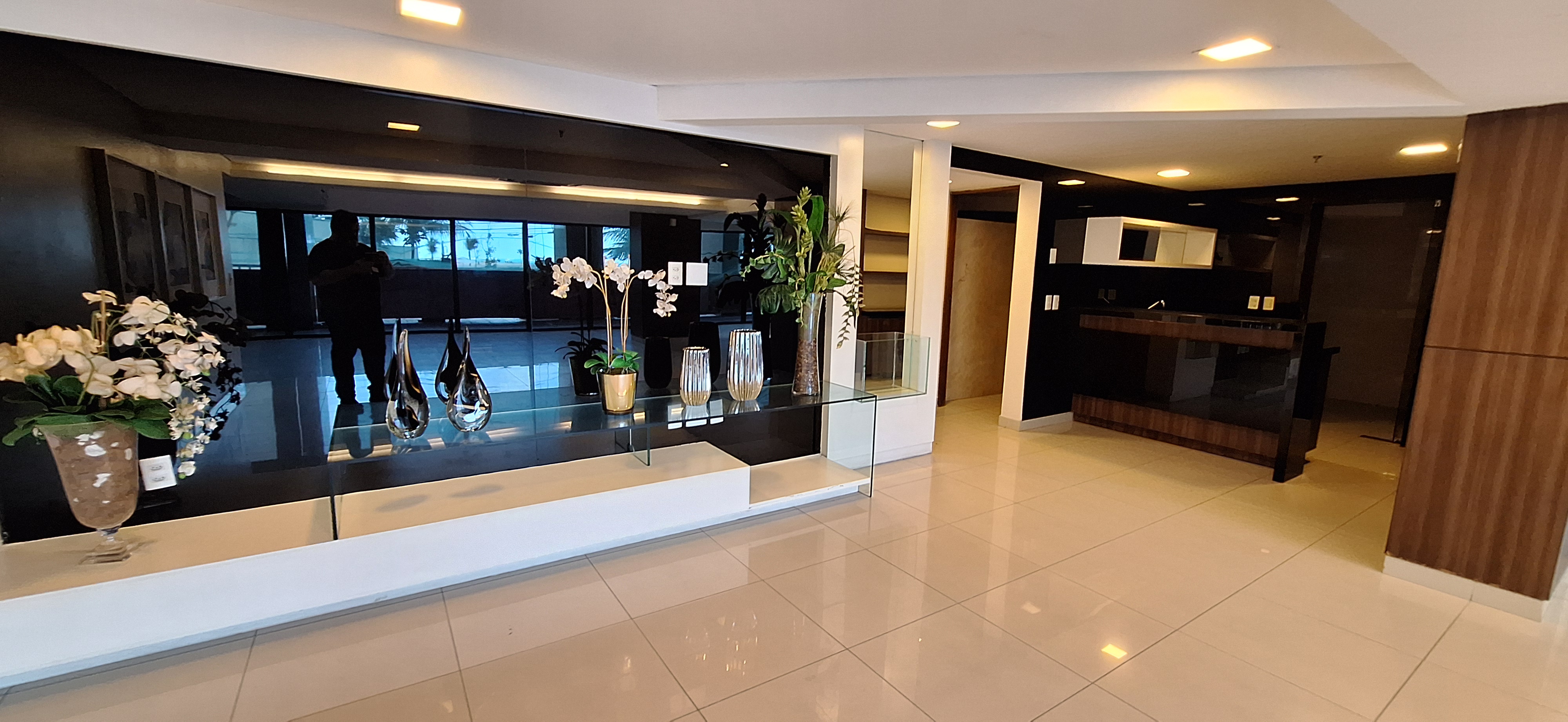 Imagem Apartamento com 4 Quartos à Venda, 225 m²em Meireles - Fortaleza Imagem Apartamento com 4 Quartos à Venda, 225 m²em Meireles - Fortaleza
