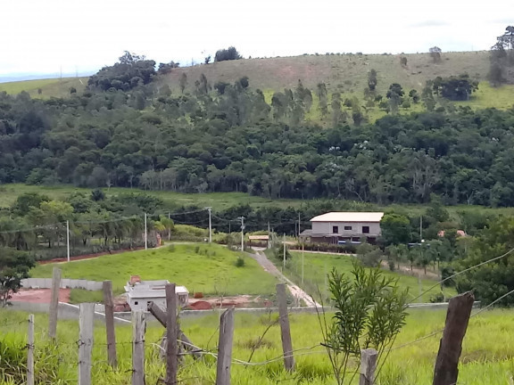 Imagem Chácara com 2 Quartos à Venda, 25.000 m²em Vila Favorino - Caçapava