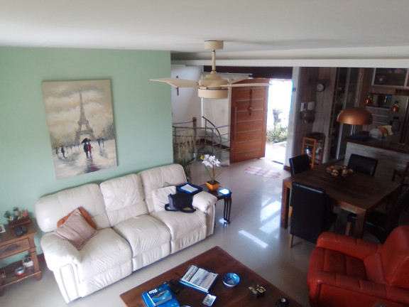 Imagem Casa com 4 Quartos à Venda, 260 m² em Badu - Niterói Imagem Casa com 4 Quartos à Venda, 260 m² em Badu - Niterói