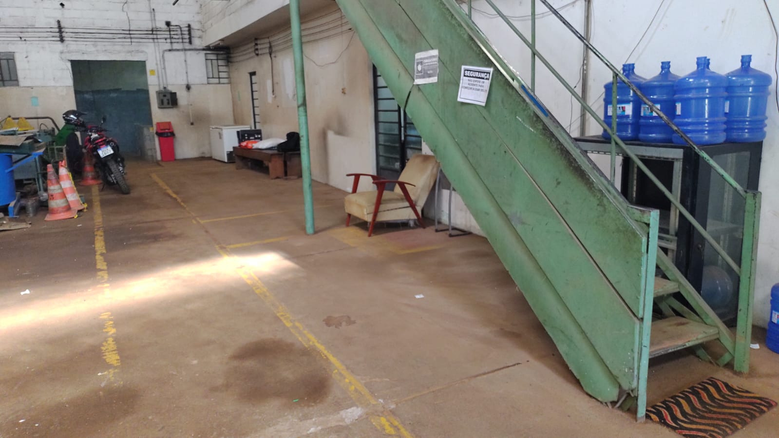 Imagem Galpão à Venda, 800 m²em Chácara Ondas Verdes - Cotia