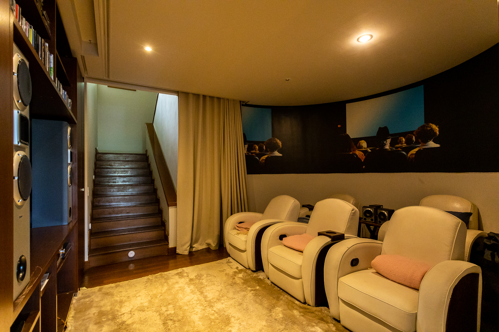 Imagem Casa de Condomínio com 5 Quartos à Venda ou Locação, 530 m² em Alphaville - Santana de Parnaíba