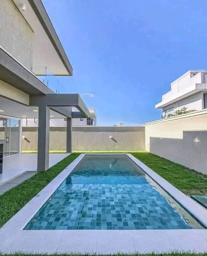 Imagem Casa de Condomínio com 4 Quartos à Venda, 251 m²em Cidade Alphaville - Eusébio Imagem Casa de Condomínio com 4 Quartos à Venda, 251 m²em Cidade Alphaville - Eusébio