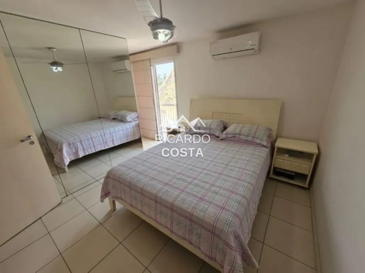 Imagem Casa de Condomínio com 4 Quartos à Venda, 166 m² em Freguesia (Jacarepaguá) - Rio de Janeiro Imagem Casa de Condomínio com 4 Quartos à Venda, 166 m² em Freguesia (Jacarepaguá) - Rio de Janeiro