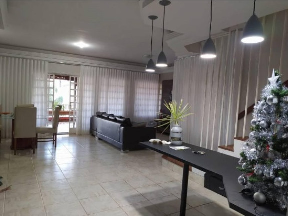 Imagem Casa com 3 Quartos à Venda, em Palmares - Belo Horizonte Imagem Casa com 3 Quartos à Venda, em Palmares - Belo Horizonte