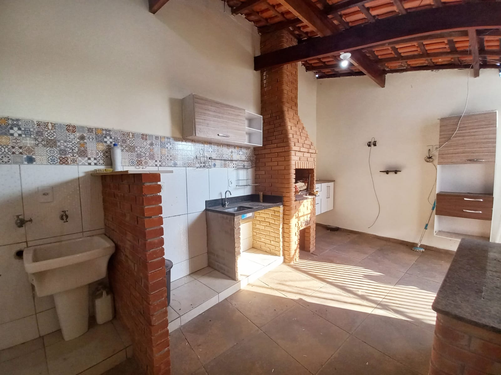 Imagem Casa com 3 Quartos à Venda, 139 m² em Conjunto Habitacional Antônio Bovolenta - Mogi das Cruzes