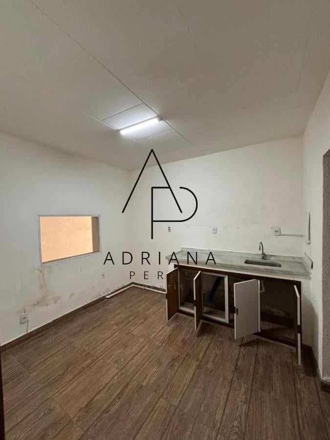 Imagem Ponto Comercial à Venda ou Locação, 240 m² em Campo Grande - Rio de Janeiro Imagem Ponto Comercial à Venda ou Locação, 240 m² em Campo Grande - Rio de Janeiro