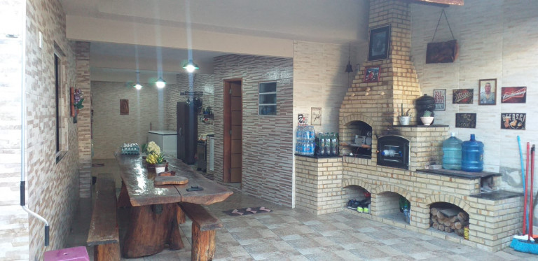 Imagem Casa com 5 Quartos à Venda, 247 m² em Bangu - Rio de Janeiro