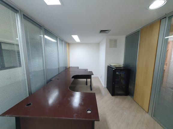 Imagem Sala Comercial à Venda ou Locação, em Cidade Monções - São Paulo Imagem Sala Comercial à Venda ou Locação, em Cidade Monções - São Paulo