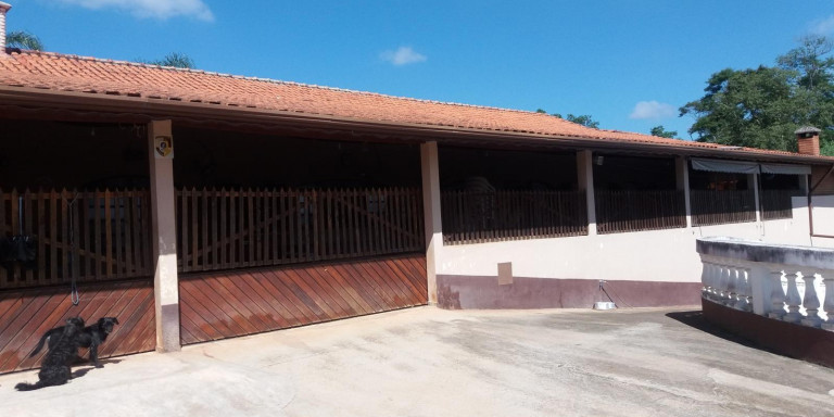 Imagem Chácara com 4 Quartos à Venda, 3.000 m² em Centro - Santa Isabel Imagem Chácara com 4 Quartos à Venda, 3.000 m² em Centro - Santa Isabel