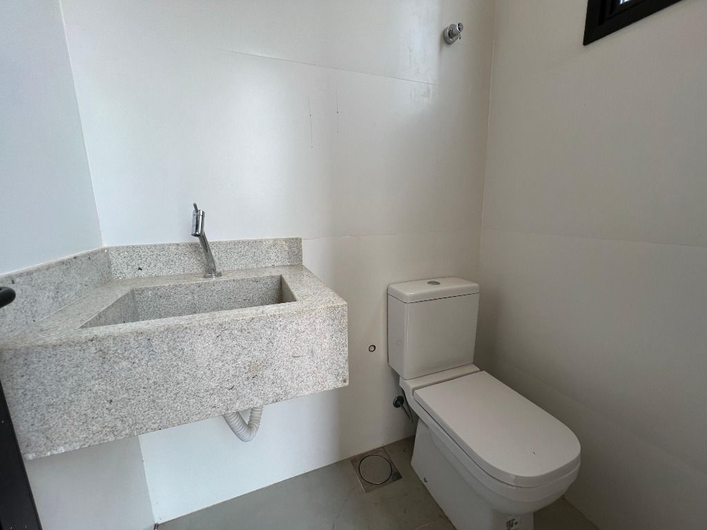 Imagem Casa de Condomínio com 4 Quartos à Venda, 200 m² em - Imagem Casa de Condomínio com 4 Quartos à Venda, 200 m² em -