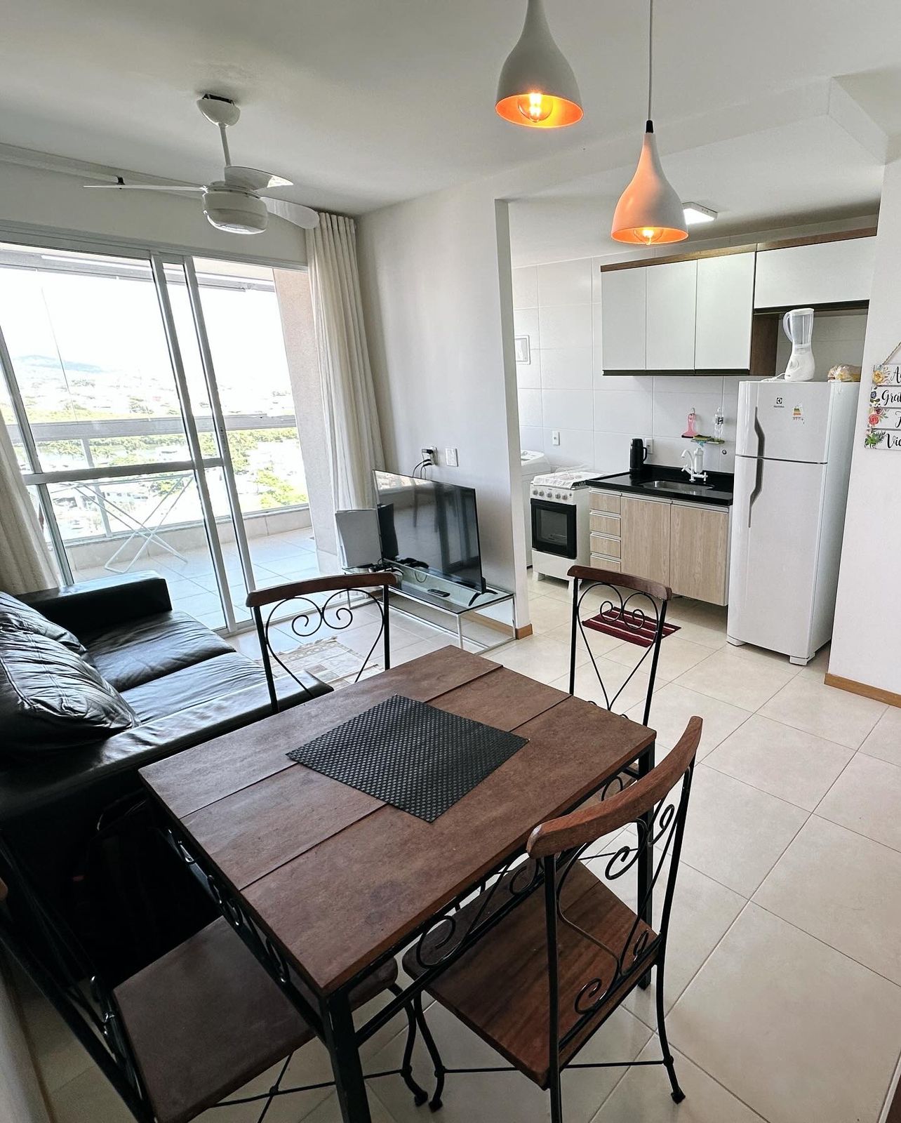 Imagem Apartamento com 2 Quartos à Venda, 65 m²em Centro - Guarapari Imagem Apartamento com 2 Quartos à Venda, 65 m²em Centro - Guarapari