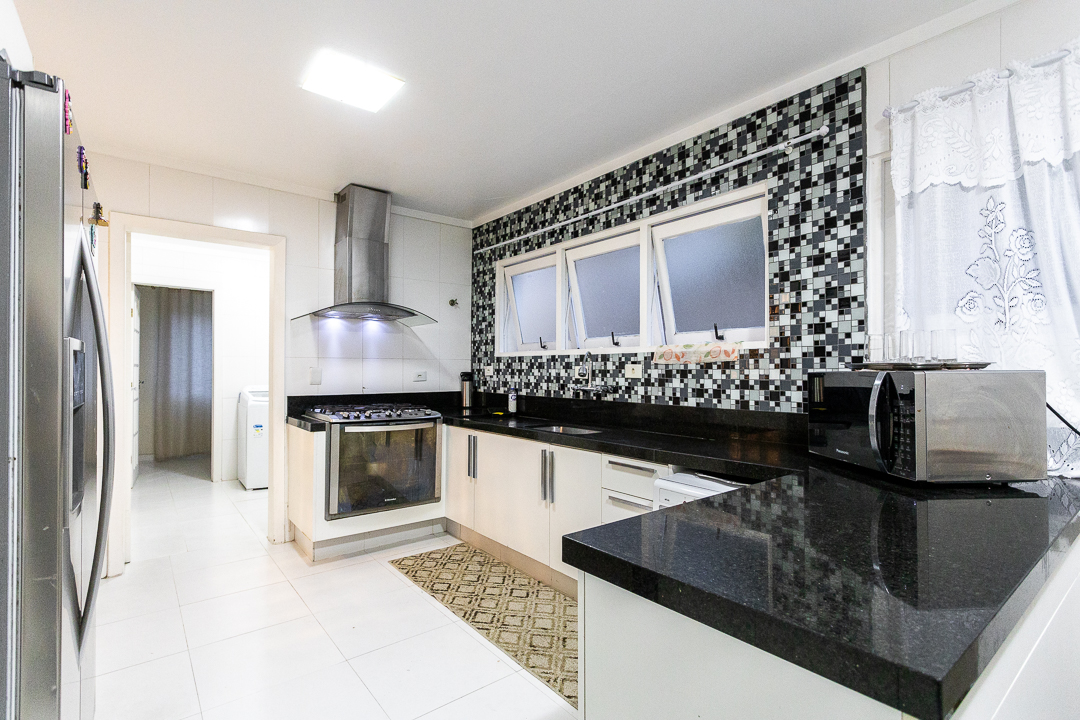 Imagem Casa de Condomínio com 3 Quartos à Venda, 280 m² em Alphaville - Santana de Parnaíba Imagem Casa de Condomínio com 3 Quartos à Venda, 280 m² em Alphaville - Santana de Parnaíba