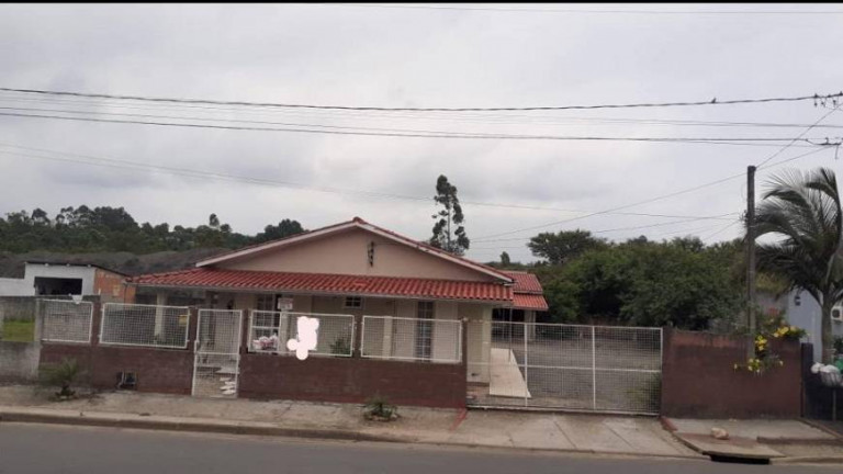Imagem Casa com 3 Quartos à Venda, 180 m² em Rio Maina - Criciúma Imagem Casa com 3 Quartos à Venda, 180 m² em Rio Maina - Criciúma