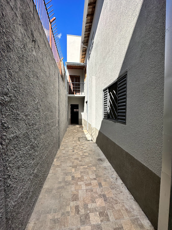 Imagem Sobrado com 4 Quartos à Venda, 220 m²em Campos de São José - São José dos Campos