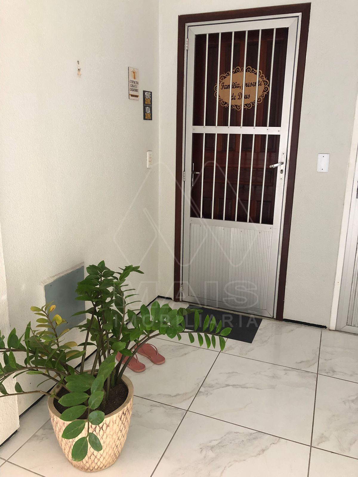 Imagem Apartamento com 3 Quartos à Venda, 69 m²em Cajazeiras - Fortaleza