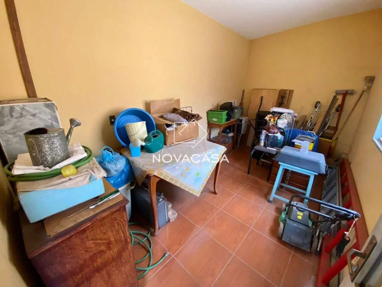 Imagem Casa com 3 Quartos à Venda, 147 m² em Heliópolis - Belo Horizonte Imagem Casa com 3 Quartos à Venda, 147 m² em Heliópolis - Belo Horizonte