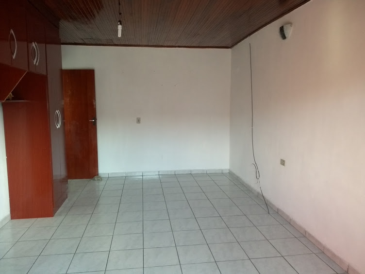 Imagem Sobrado com 3 Quartos à Venda, 160 m²em Parque Continental - São Vicente