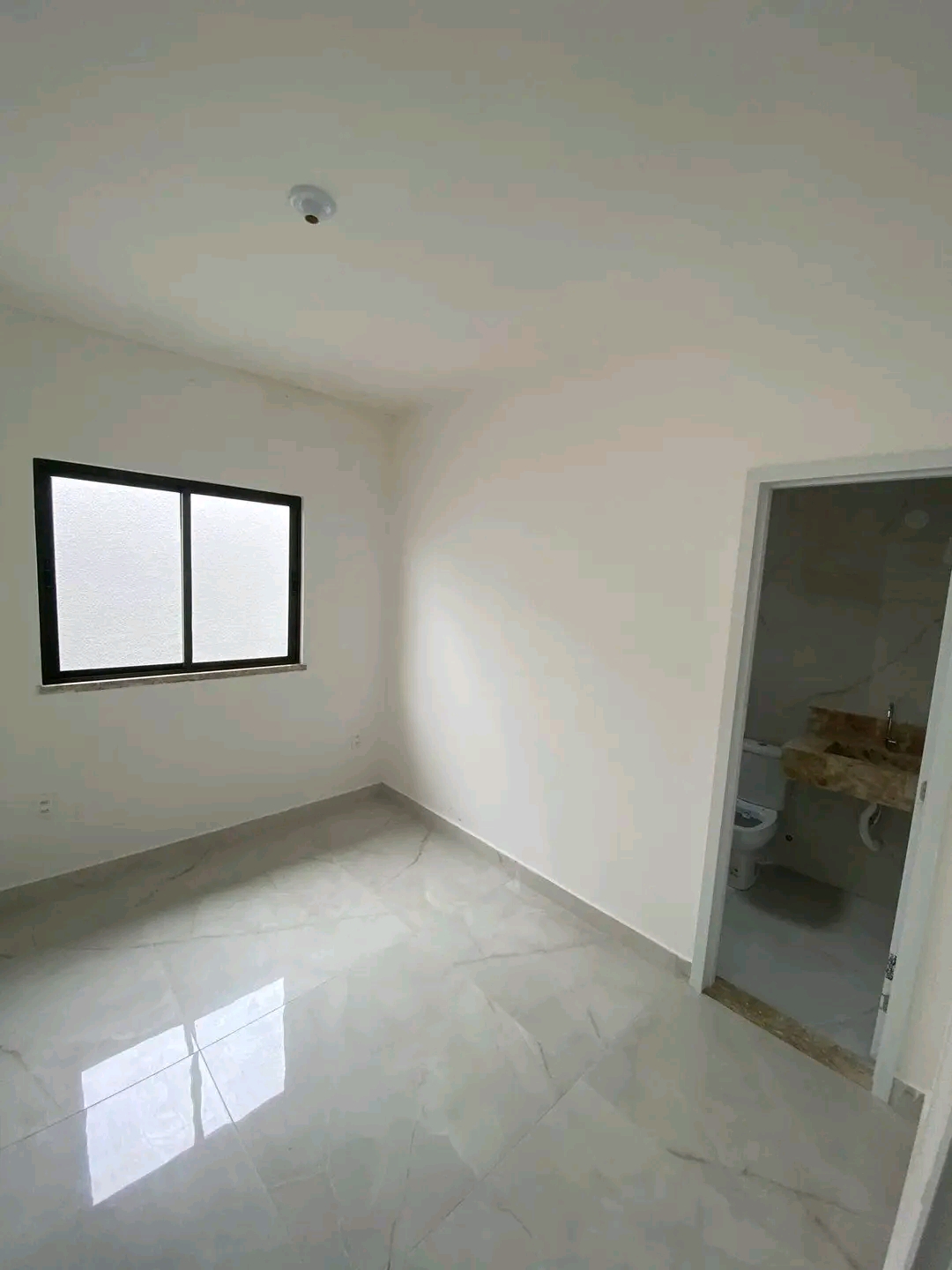 Imagem Casa com 3 Quartos à Venda, 107 m²em Urucunema - Eusebio 