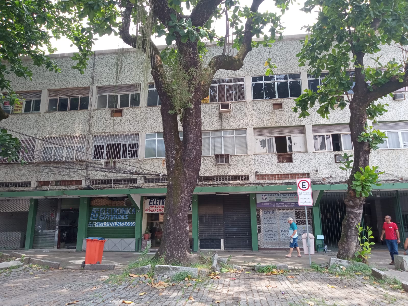 Imagem Sala Comercial à Venda, 25 m²em Cascadura - Rio de Janeiro Imagem Sala Comercial à Venda, 25 m²em Cascadura - Rio de Janeiro