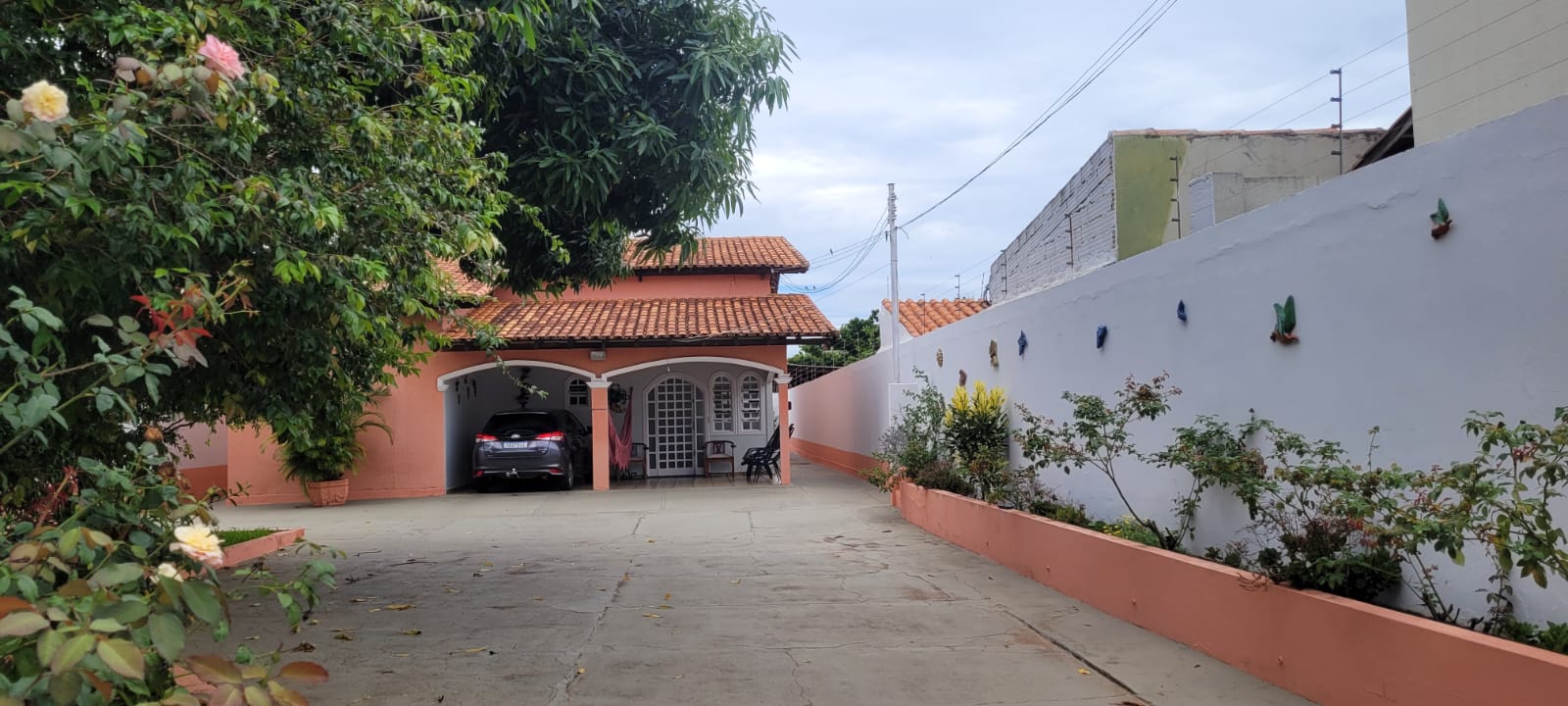 Imagem Casa com 4 Quartos à Venda, 213 m² em Jardim Roma - Caldas Novas