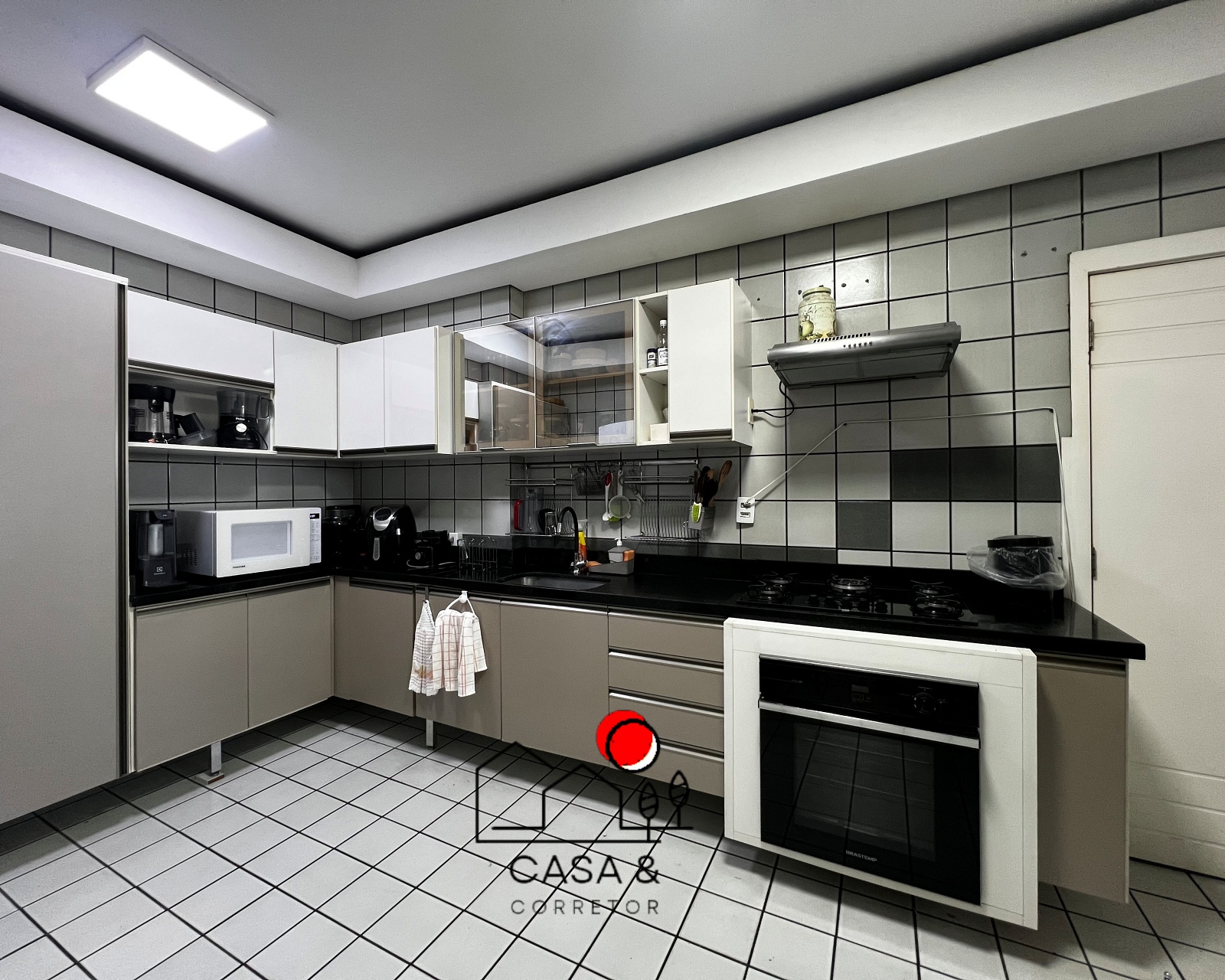 Imagem Apartamento com 4 Quartos à Venda, 186 m²em Nossa Senhora das Graças - Manaus Imagem Apartamento com 4 Quartos à Venda, 186 m²em Nossa Senhora das Graças - Manaus