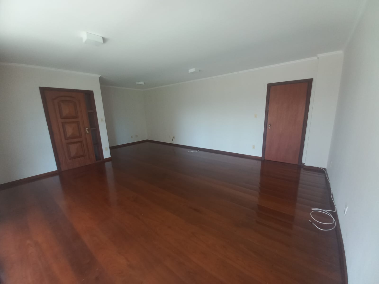 Imagem Apartamento com 3 Quartos à Venda, 132 m²em Cambuí - Campinas Imagem Apartamento com 3 Quartos à Venda, 132 m²em Cambuí - Campinas
