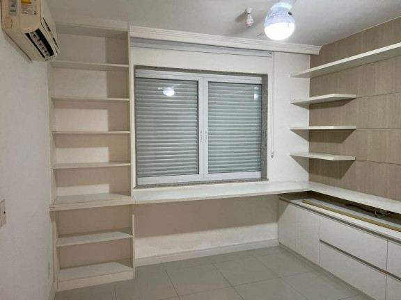 Imagem Apartamento com 3 Quartos à Venda, 110 m² em Icaraí - Niterói