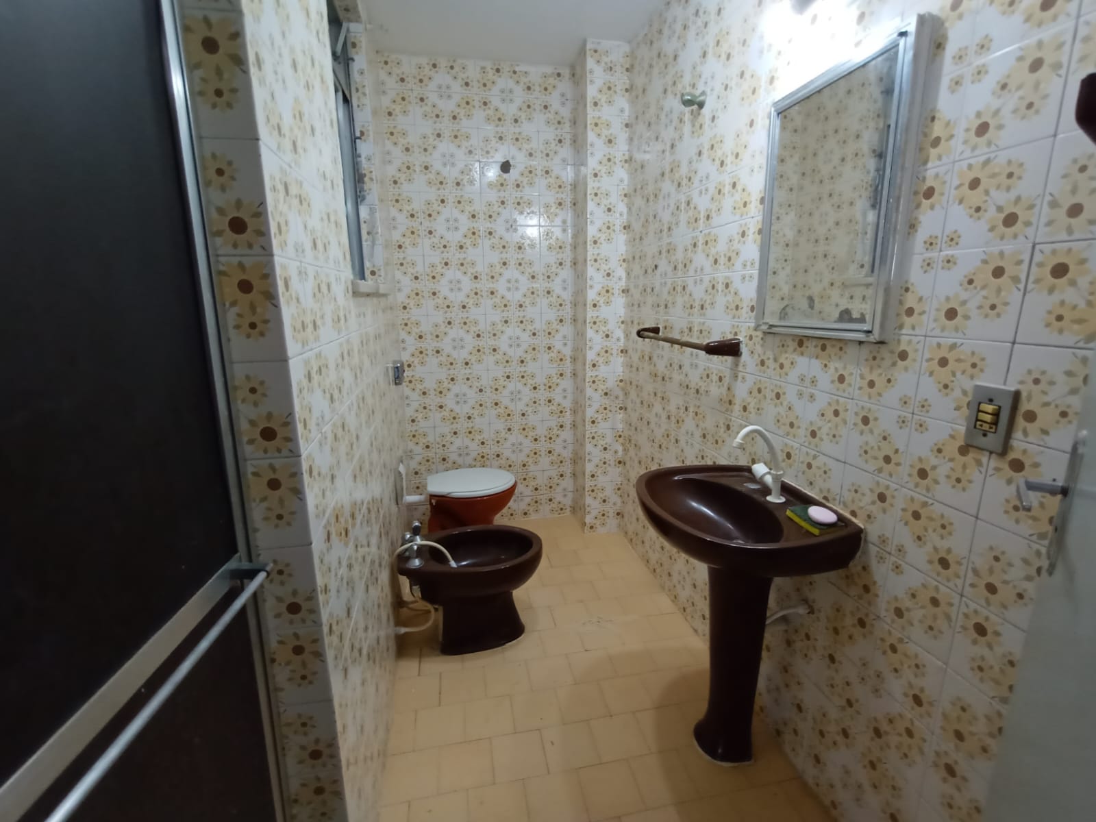Imagem Apartamento com 2 Quartos à Venda, 70 m²em Bancários - Rio de Janeiro