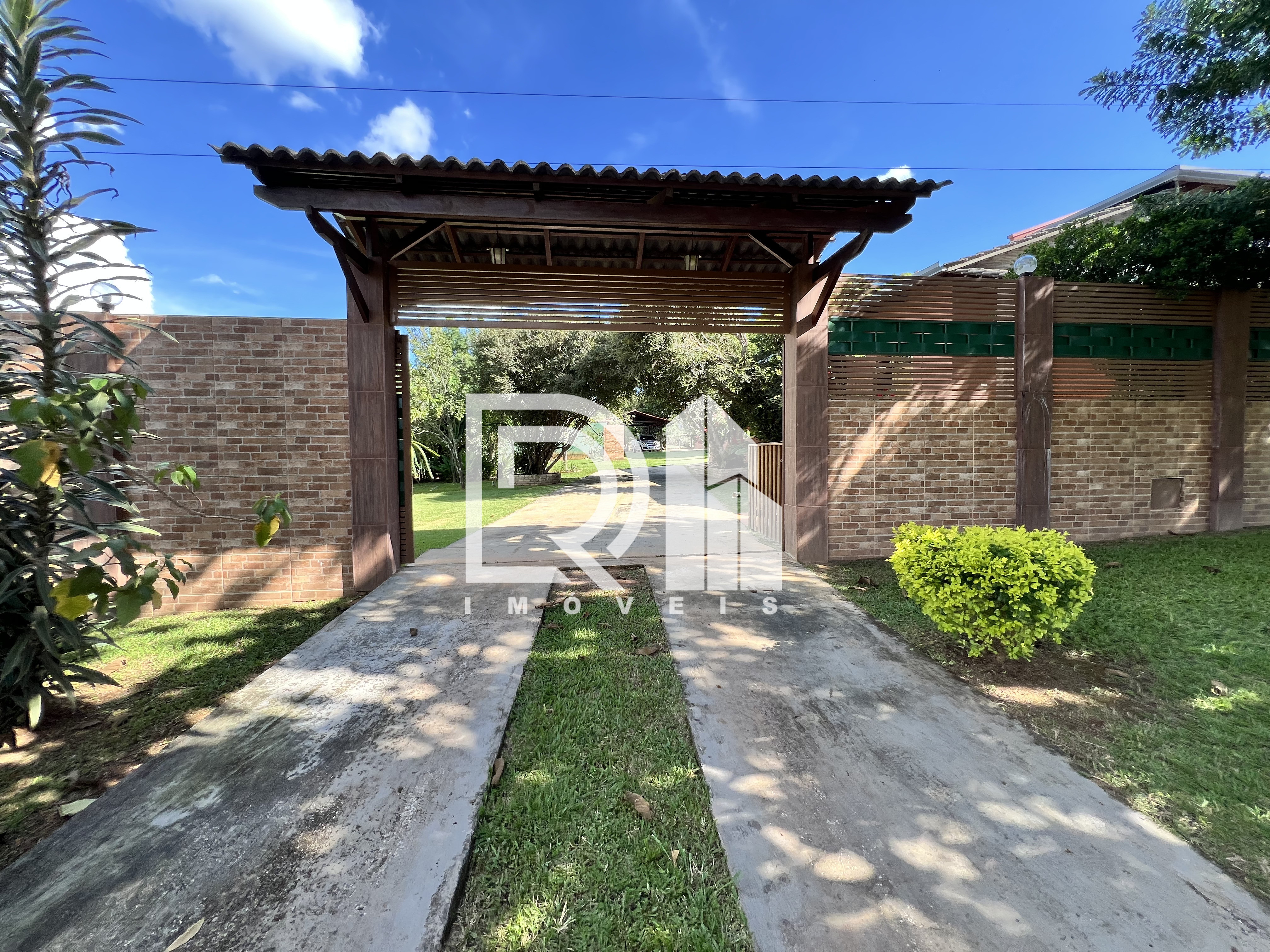 Imagem Casa com 3 Quartos à Venda, 400 m² em Alexânia - Alexânia
