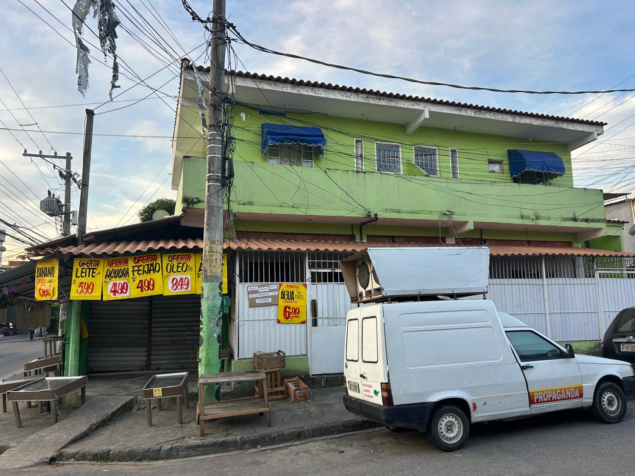 Imagem Imóvel Comercial à Venda, 200 m² em Campo Grande - Rio de Janeiro Imagem Imóvel Comercial à Venda, 200 m² em Campo Grande - Rio de Janeiro