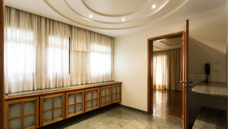 Imagem Apartamento com 4 Quartos à Venda, 250 m² em Planalto Paulista - São Paulo
