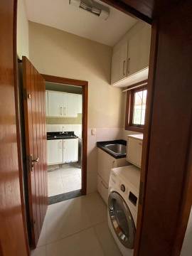 Imagem Casa com 3 Quartos à Venda, 174 m² em Hípica - Porto Alegre Imagem Casa com 3 Quartos à Venda, 174 m² em Hípica - Porto Alegre